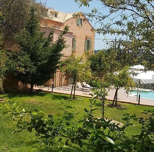 Luxury Casa Maravillosa Villa *