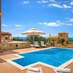 Villa Estrellas Luxury