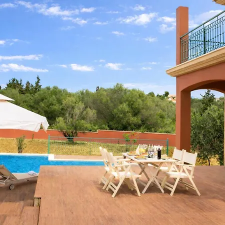 Βίλα Estrellas Luxury Σβορωνάτα