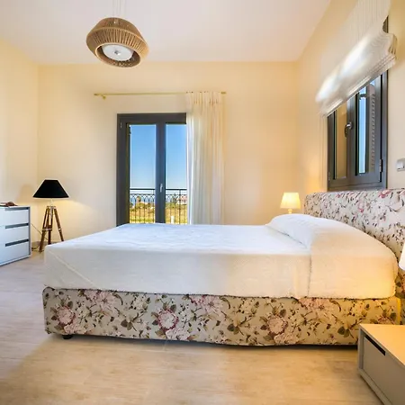 Βίλα Estrellas Luxury Σβορωνάτα